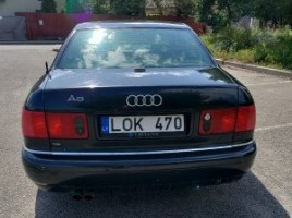 Audi A8 sedanas