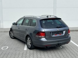 Volkswagen Golf | 1