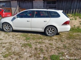 Volkswagen Golf | 4