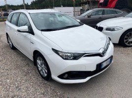 Toyota Auris | 4