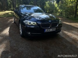 BMW 530 sedanas