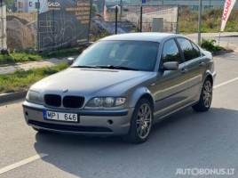 BMW 320 sedanas