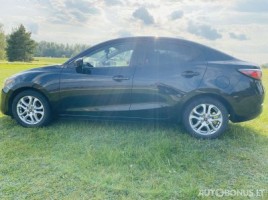 Toyota Yaris, 1.5 l., sedanas | 2