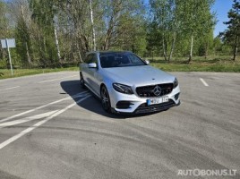 Mercedes-Benz E350 | 4