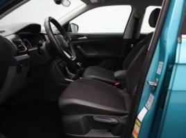 Volkswagen T-Cross, 1.0 l., Внедорожник | 3