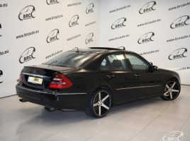 Mercedes-Benz E400 | 1