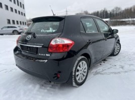 Toyota Auris | 3