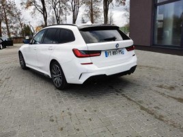 BMW 320 | 4