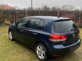 Volkswagen Golf | 4