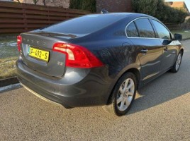 Volvo S60, 2.0 l., sedanas | 2