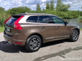 Volvo XC60 внедорожник