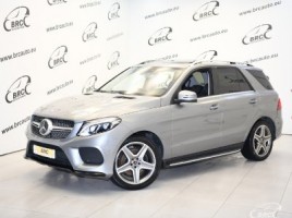 Mercedes-Benz GLE400 cross-country