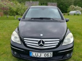 Mercedes-Benz B200 | 2