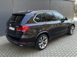 BMW X5 visureigis