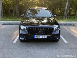 Mercedes-Benz GLC300 visureigis