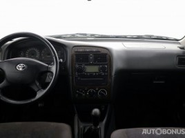 Toyota Avensis, 2.0 l., sedanas | 4