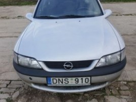 Opel, Hatchback | 3