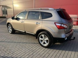 Nissan Qashqai+2 | 1