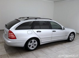Mercedes-Benz C200 | 2