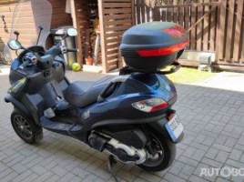 Piaggio MP3, Moped/Motor-scooter | 4