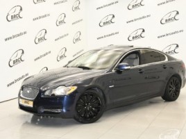 Jaguar XF saloon