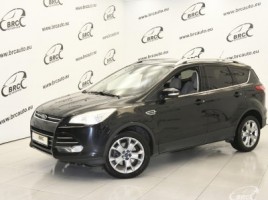 Ford Escape cross-country