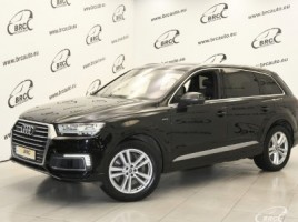 Audi Q7 cross-country