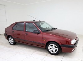 Renault 19 hatchback