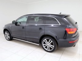 Audi Q7 | 3