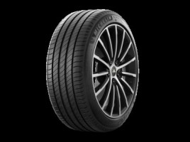 215/55R17 summer tyres