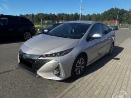 Toyota Prius hečbekas
