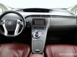 Toyota Prius | 4