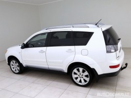 Mitsubishi Outlander | 3