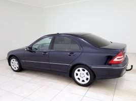 Mercedes-Benz C240 | 3