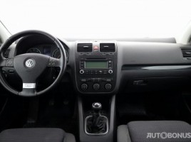 Volkswagen Golf | 4