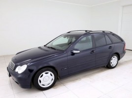 Mercedes-Benz C200 | 1