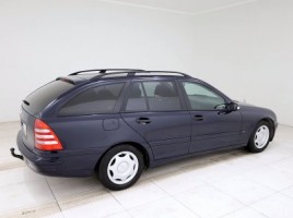 Mercedes-Benz C200 | 2