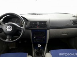 Volkswagen Golf | 4