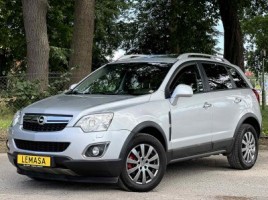 Opel Antara visureigis