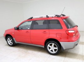 Mitsubishi Outlander | 3