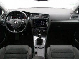 Volkswagen Golf | 1