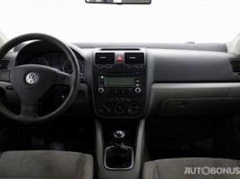 Volkswagen Jetta | 4