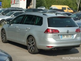 Volkswagen Golf | 4