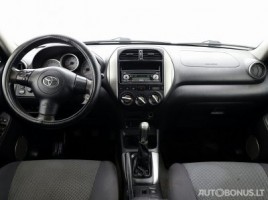 Toyota RAV4 | 4