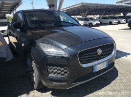 Jaguar E-Pace cross-country