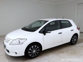 Toyota Auris | 1