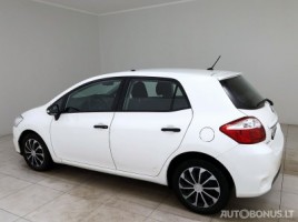 Toyota Auris | 3