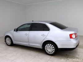 Volkswagen Jetta | 3