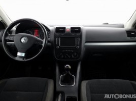 Volkswagen Golf | 4