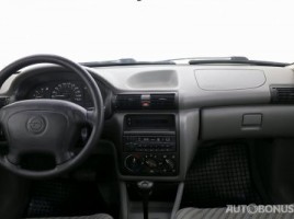 Opel Astra | 4